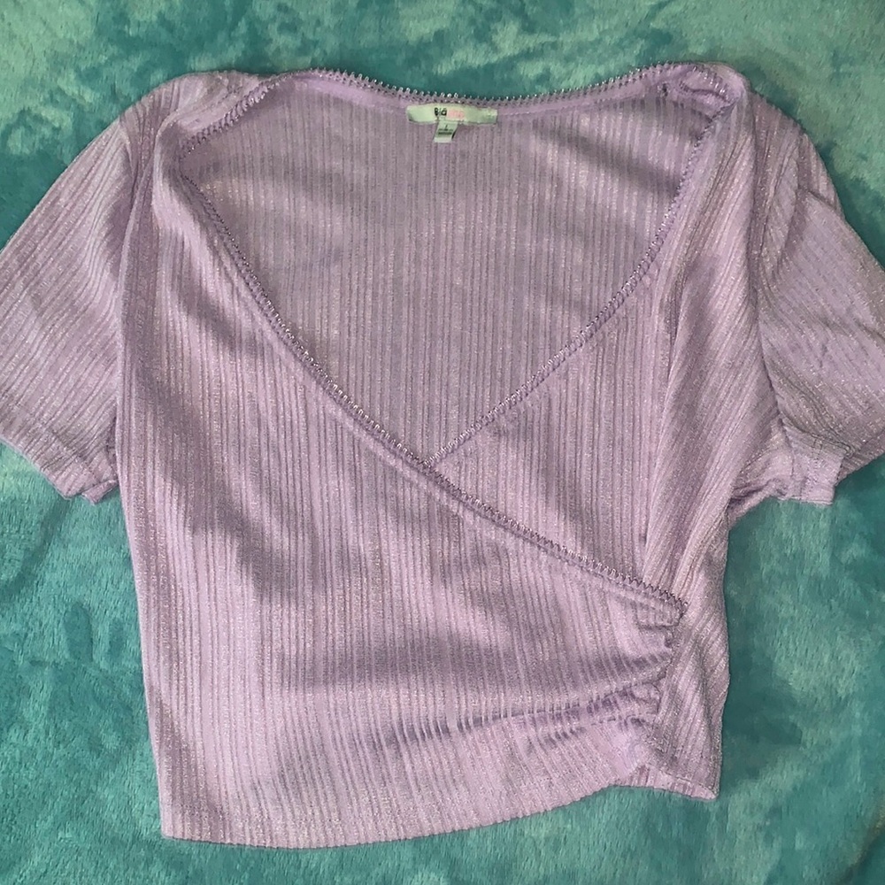 NWOT Lilac Crop Top size L